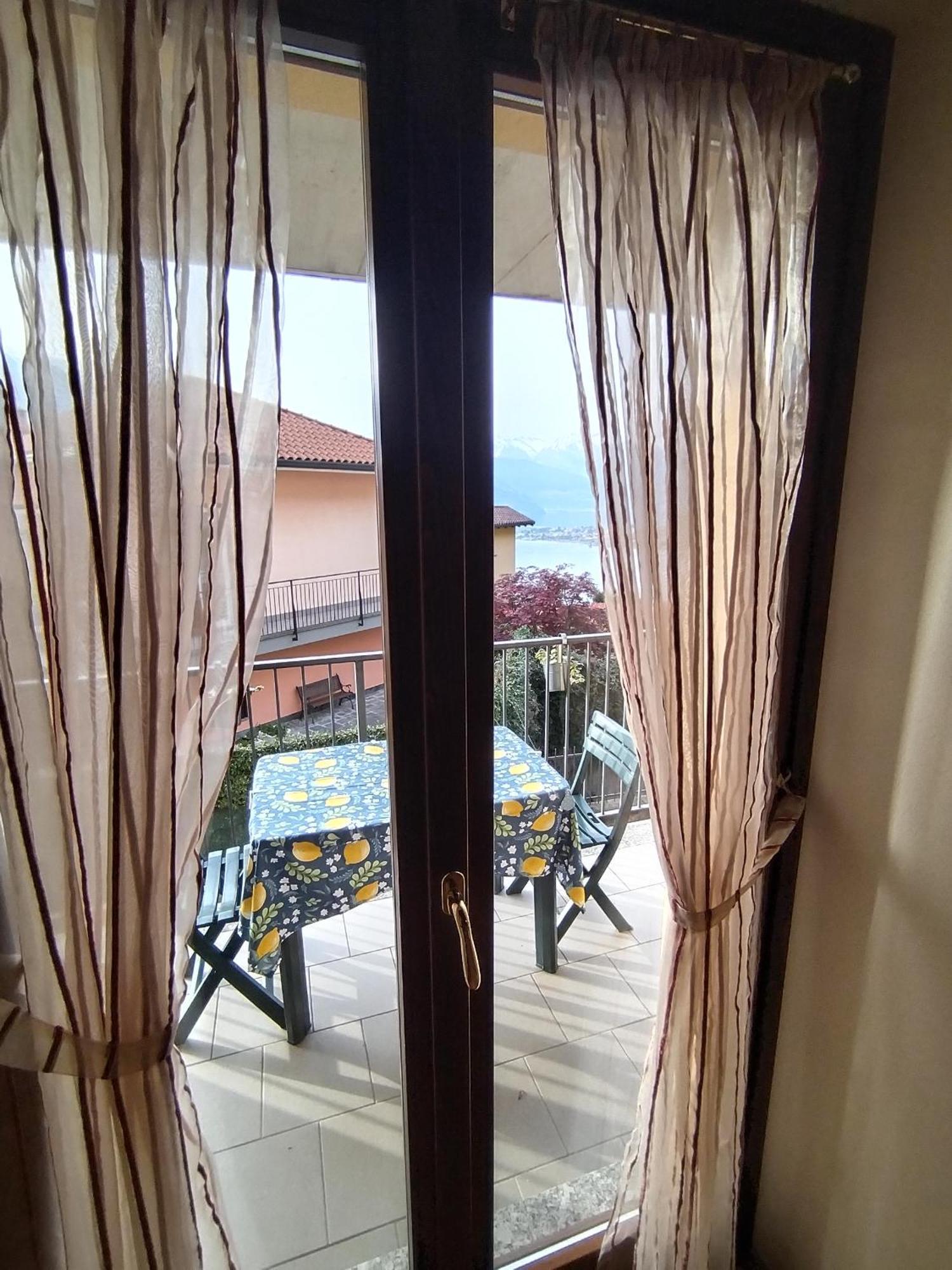 Little Country House Bellano Esterno foto